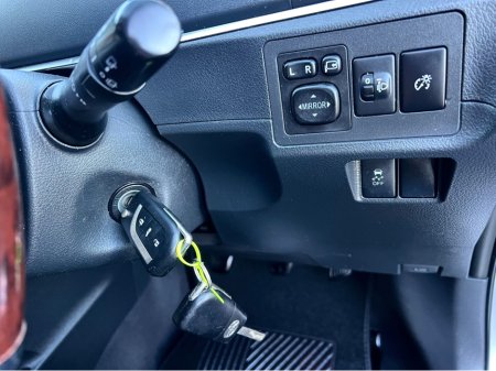 2015 Toyota Verso 1.6 D LUNA SKYVIEW 4DR €6,950 thumbnail