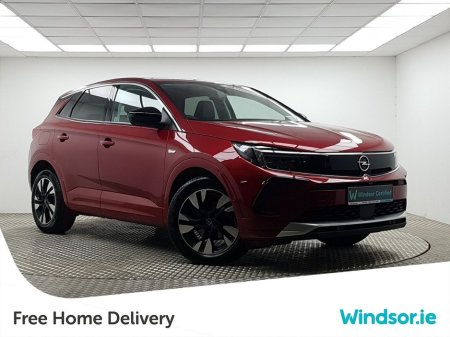 2024 Opel Grandland Elegance 1.2 130 bhp 6 speed Petrol