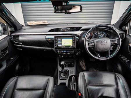 2023 Toyota Hilux - thumbnail 7