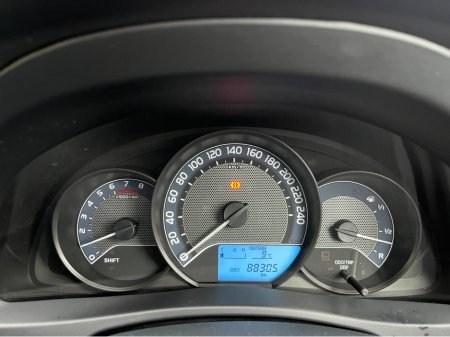 2014 Toyota Auris TERRA 1.3 PETROL //LOW MILES// thumbnail