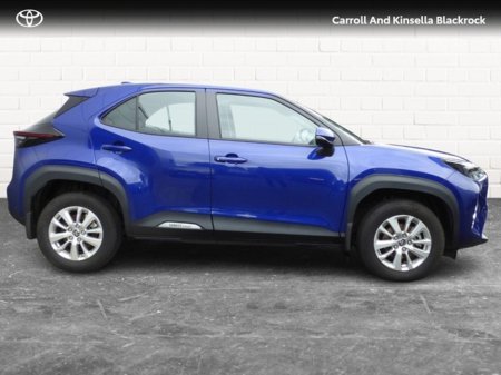 2022 Toyota Yaris Cross Hybrid Luna €25,950 thumbnail