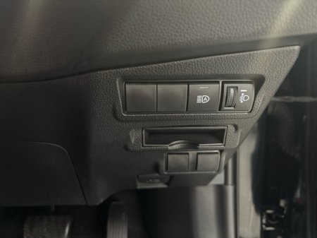 2025 Toyota Corolla Cross - thumbnail 12