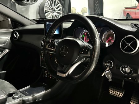 2015 Mercedes-Benz CLA Class 180 CDI AMG SPORT AUTO €15,950 thumbnail