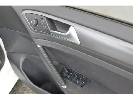 2018 Volkswagen Golf - thumbnail 28