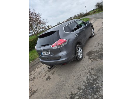 2015 Nissan X-Trail - thumbnail 5