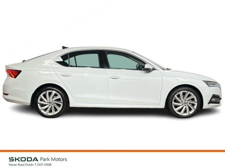 2023 Skoda Octavia Style 1.5TSI 150BHP - Reversing Camera - Sat Nav - Climate Control - Heated Seats - Keyless Start - Apple CarPlay/Android Auto €29,950 thumbnail