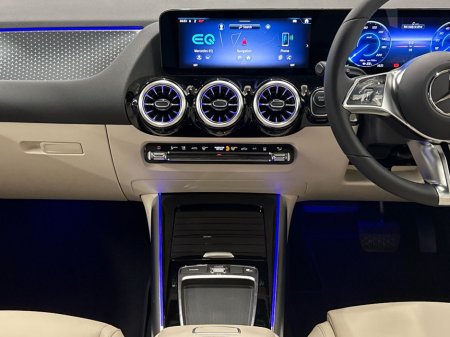 2026 Mercedes-Benz EQA - thumbnail 11