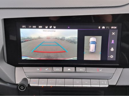 2024 Opel Astra ELEGANCE 1.5TD 130BHP 8-SPEED AUTOMATIC €26,950 thumbnail