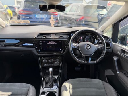 2017 Volkswagen Touran - thumbnail 48