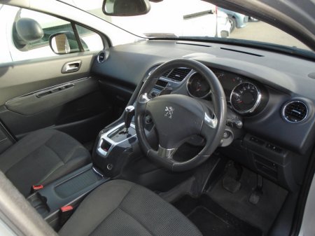 2014 Peugeot 5008 - photo 6