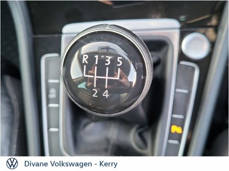 2017 Volkswagen Golf HIGHLINE 1.6 TDI 115HP LEATHER €13,950 thumbnail