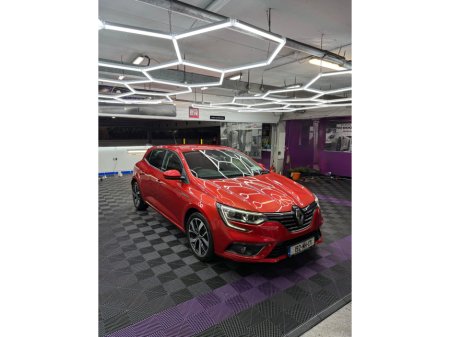 2019 Renault Megane - thumbnail 3