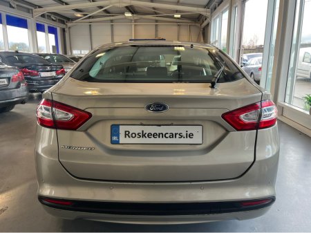 2015 Ford Mondeo ZETEC 1.6 TDCI 115PS 4DR €8,500 thumbnail