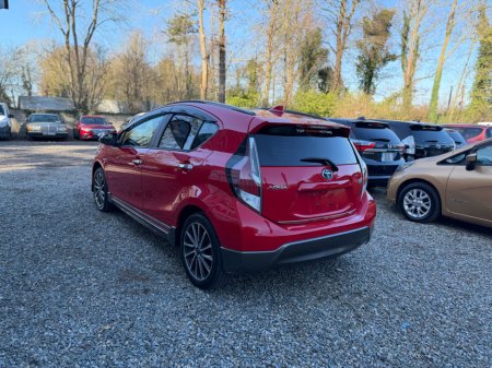 2014 Toyota Aqua - thumbnail 4