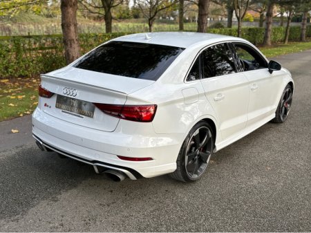 2018 Audi RS3 - thumbnail 9