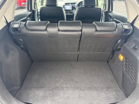 2016 Honda Fit - thumbnail 24