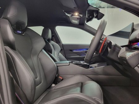 2025 BMW M5 - thumbnail 12