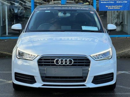 2018 Audi A1 S-LINE PACK 1.0 TFSI // NEW 17" S-LINE ALLOYS // HEATED SEATS // PARKING SENSORS €16,900 thumbnail