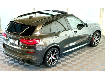 2022 BMW X5 XDRIVE45E 4DR AUTO G05H €62,800 thumbnail
