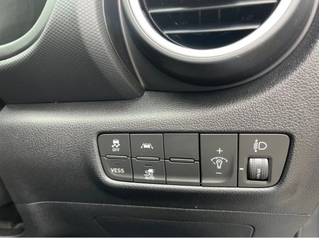 2020 Hyundai Kona - thumbnail 14