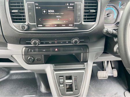 2022 Opel Vivaro - thumbnail 11