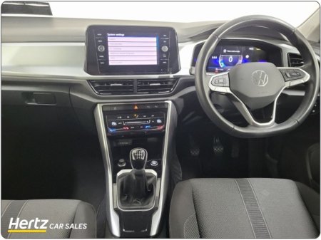 2024 Volkswagen T-Roc - thumbnail 9