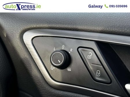 2019 Volkswagen Golf - thumbnail 19