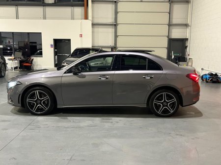 2021 Mercedes-Benz A Class PANORAMIC ROOF AMG LINE EDITION PREMIUM PLUS #34 thumbnail