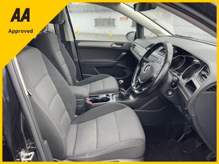 2016 Volkswagen Touran CL BLUEMOTION 1.6 TDI MANUAL 6SPEED FWD 115 €10,950 thumbnail