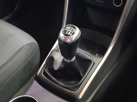 2015 Hyundai i30 - thumbnail 13