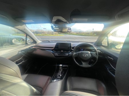 2018 Toyota C-HR - thumbnail 10