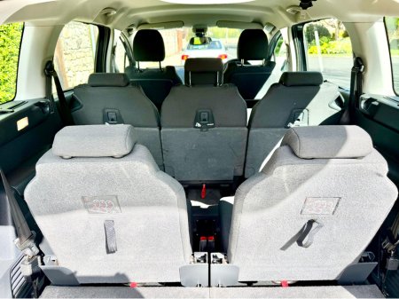 2016 Peugeot 5008 - thumbnail 17