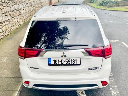 2016 Mitsubishi Outlander 2.0 GX4H PHEV 200BHP 5DR AUTO €13,900 thumbnail