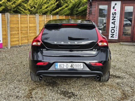 2016 Volvo V40 - view 4