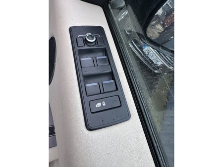 2016 Land Rover Range Rover Sport 3.0 TDV6 HSE €26,800 thumbnail