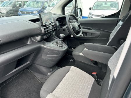 2026 Citroen Berlingo Multispace wheelchair accessible new model. €34,400