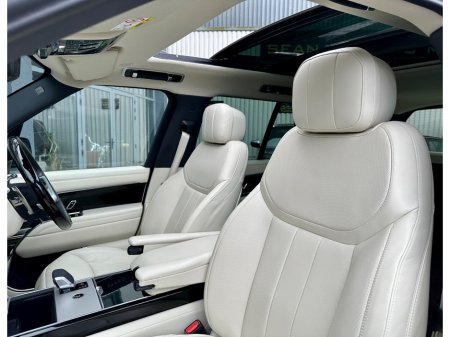 2024 Land Rover Range Rover - thumbnail 10