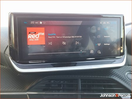 2025 Peugeot 2008 Electric 156bhp (54 kWh) Allure €35,900 thumbnail