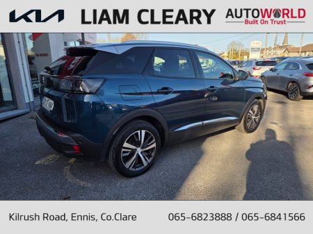 2022 Peugeot 3008 - view 4