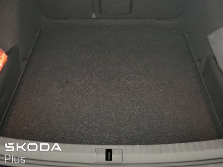 2021 Skoda Octavia - thumbnail 10