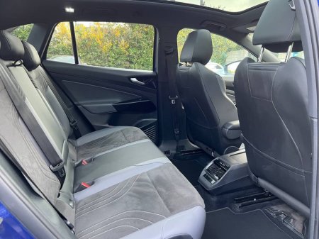 2023 Volkswagen ID.4 - thumbnail 9