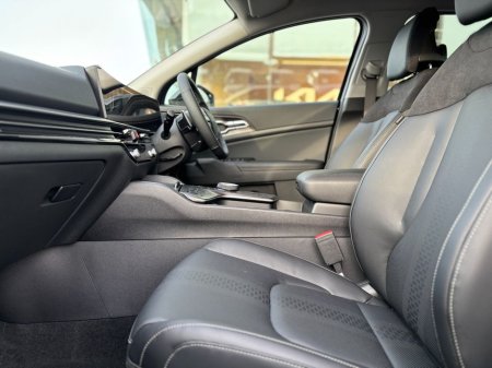 2026 Kia Sportage - thumbnail 2