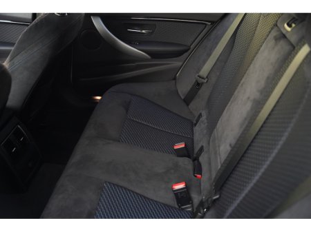 2016 BMW 3 Series - thumbnail 22