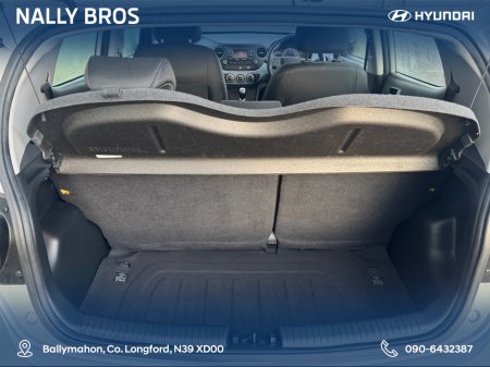 2017 Hyundai i10 DELUXE 4DR thumbnail