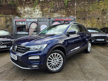 2019 Volkswagen T-Roc DR €17,950 thumbnail