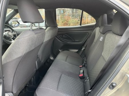 2024 Toyota Yaris Cross - thumbnail 7