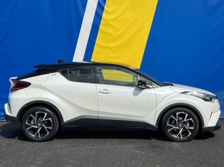 2018 Toyota C-HR 1.8 HYBRID AUTO // HEATED SEATS // 2 YEAR NCT // 18