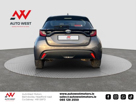 2022 Toyota Yaris 2022 Toyota Yaris 1.5 Self-Charging Hybrid €19,750 thumbnail