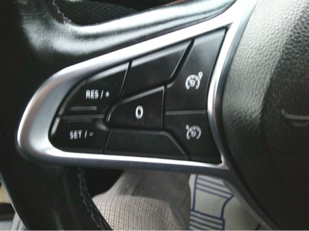 2020 Renault Clio NEW NCT 2028,  SAT./NAV., CRUISE, €180 TAX. ICONIC, LOW KMS. €12,999 thumbnail