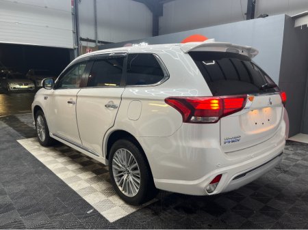 2019 Mitsubishi Outlander €23450! 2019 MITSUBISHI OUTLANDER PHEV G 2.4 AUTOMATIC / ELECTRIC HEATED SEATS / CRUISE CONTROL €23,450 thumbnail
